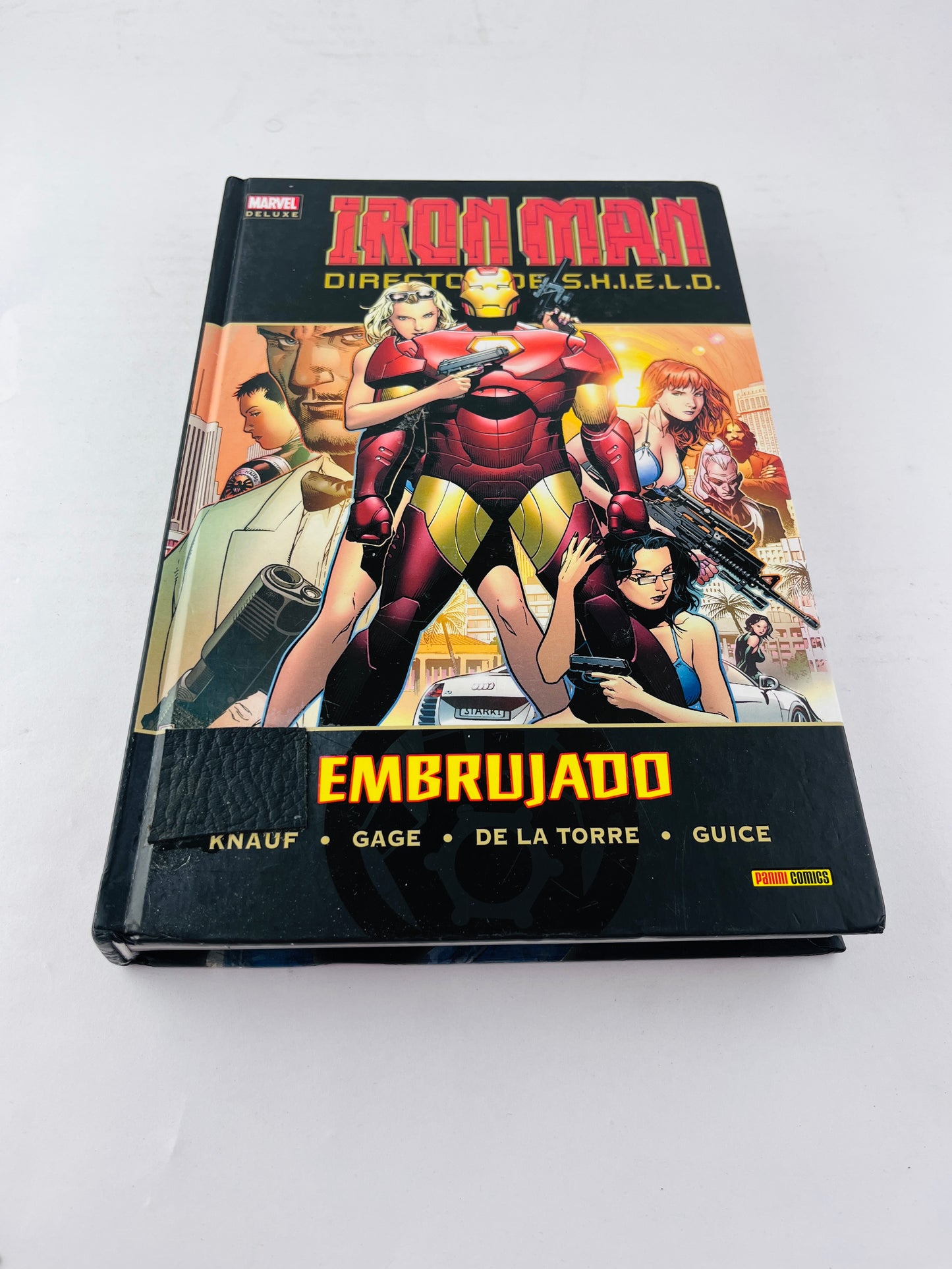 Iron man director de shield embrujado