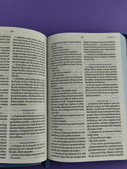 Biblia se un héroe TLA azul letra grande / canto azul