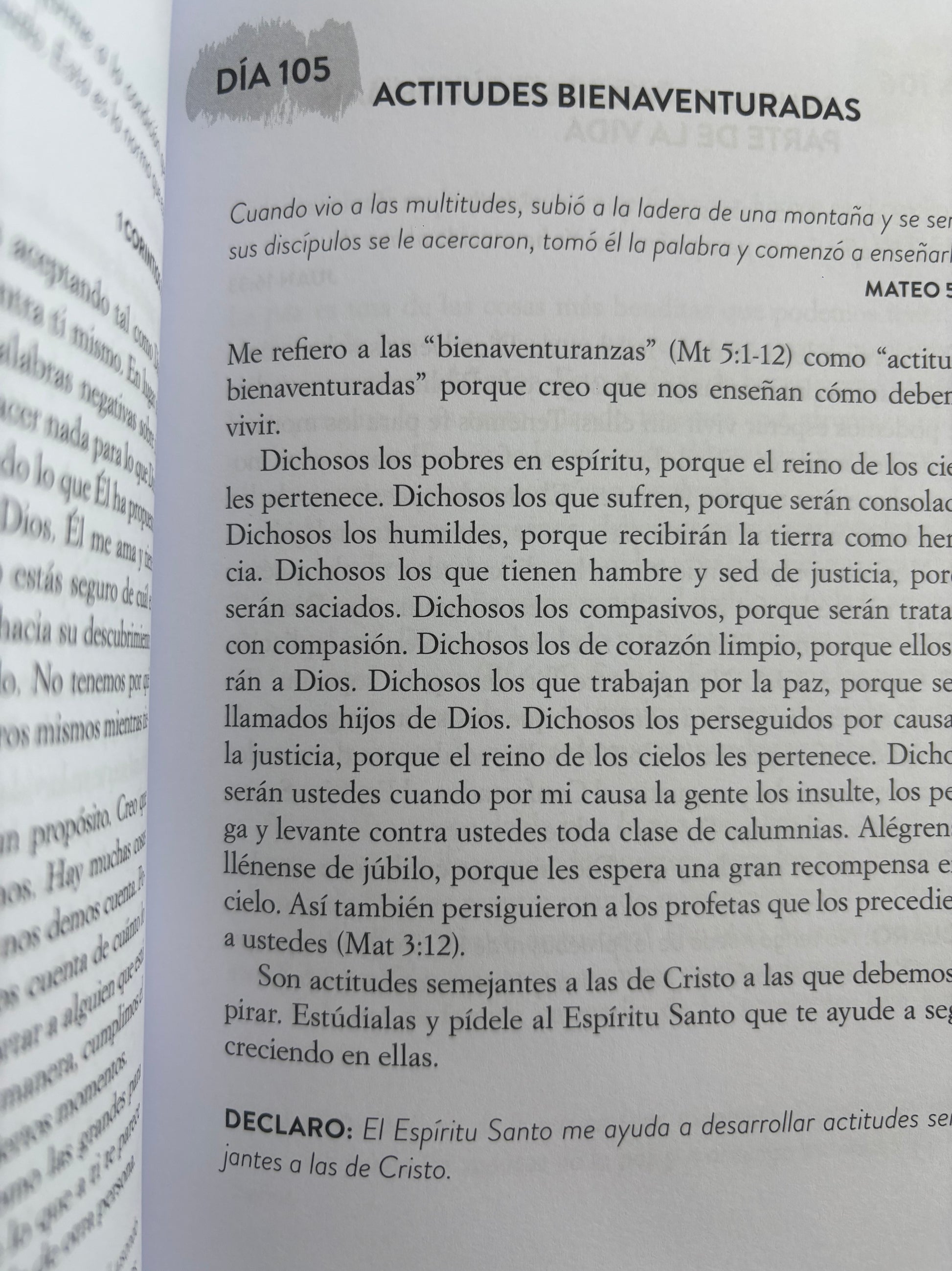 Cada Mañana Con Dios by Bestseller