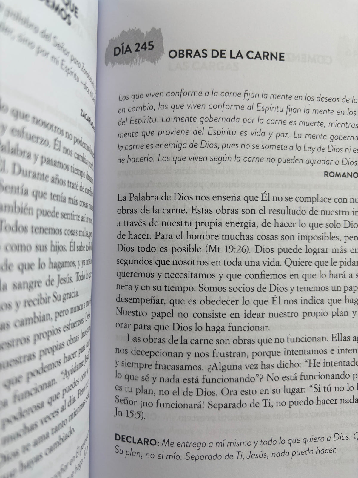 Cada Mañana Con Dios by Bestseller
