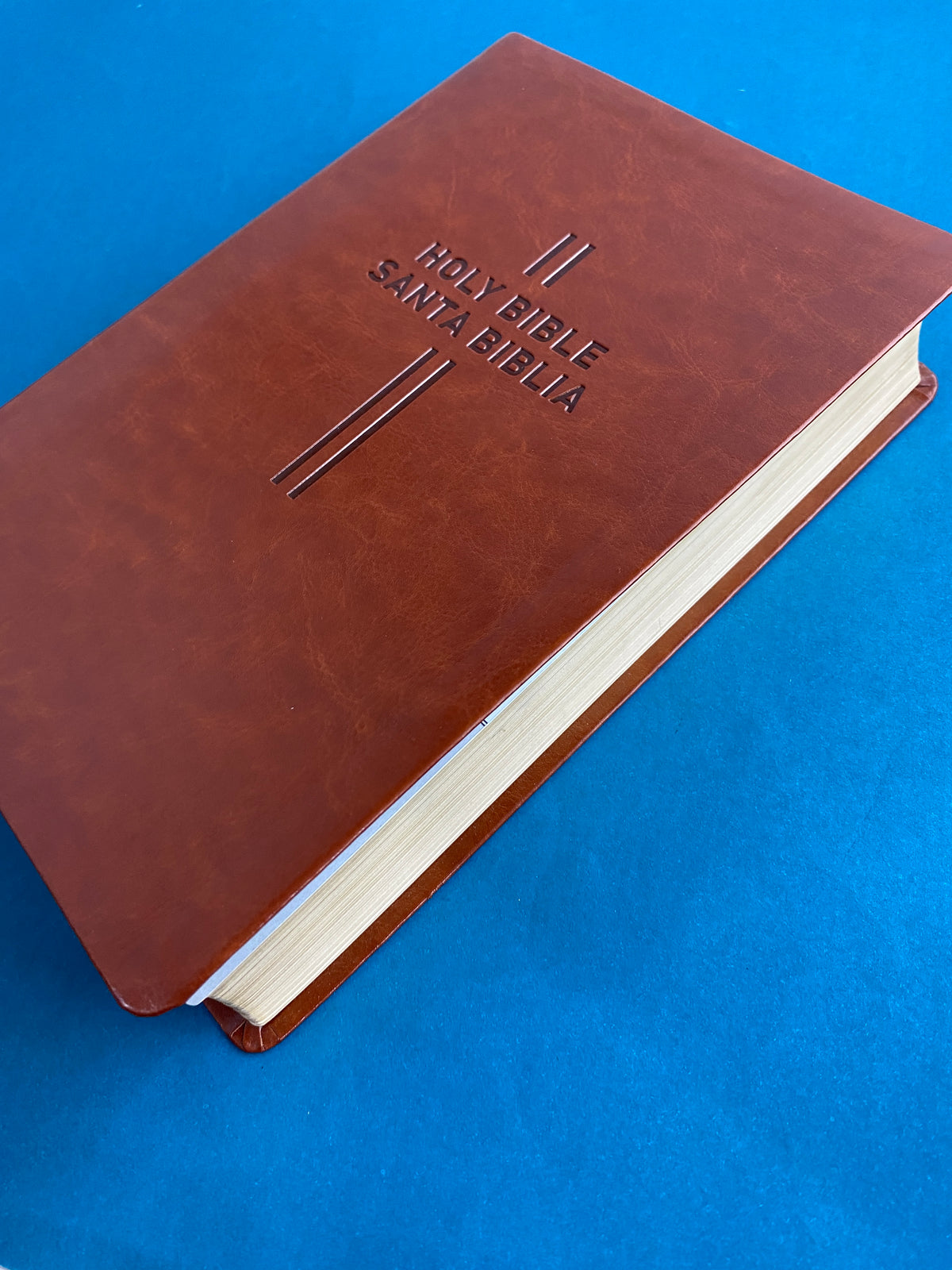 Biblia bilingüe NLT-NTV café borde dorado by Nueva traducción viviente