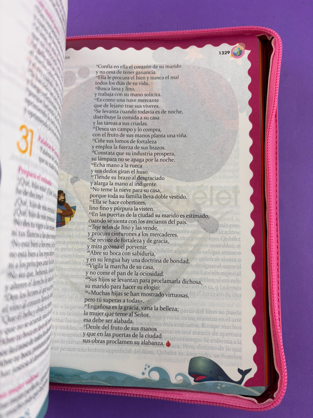 Sagrada biblia de américa infantil estuche fucsia by Biblia de América