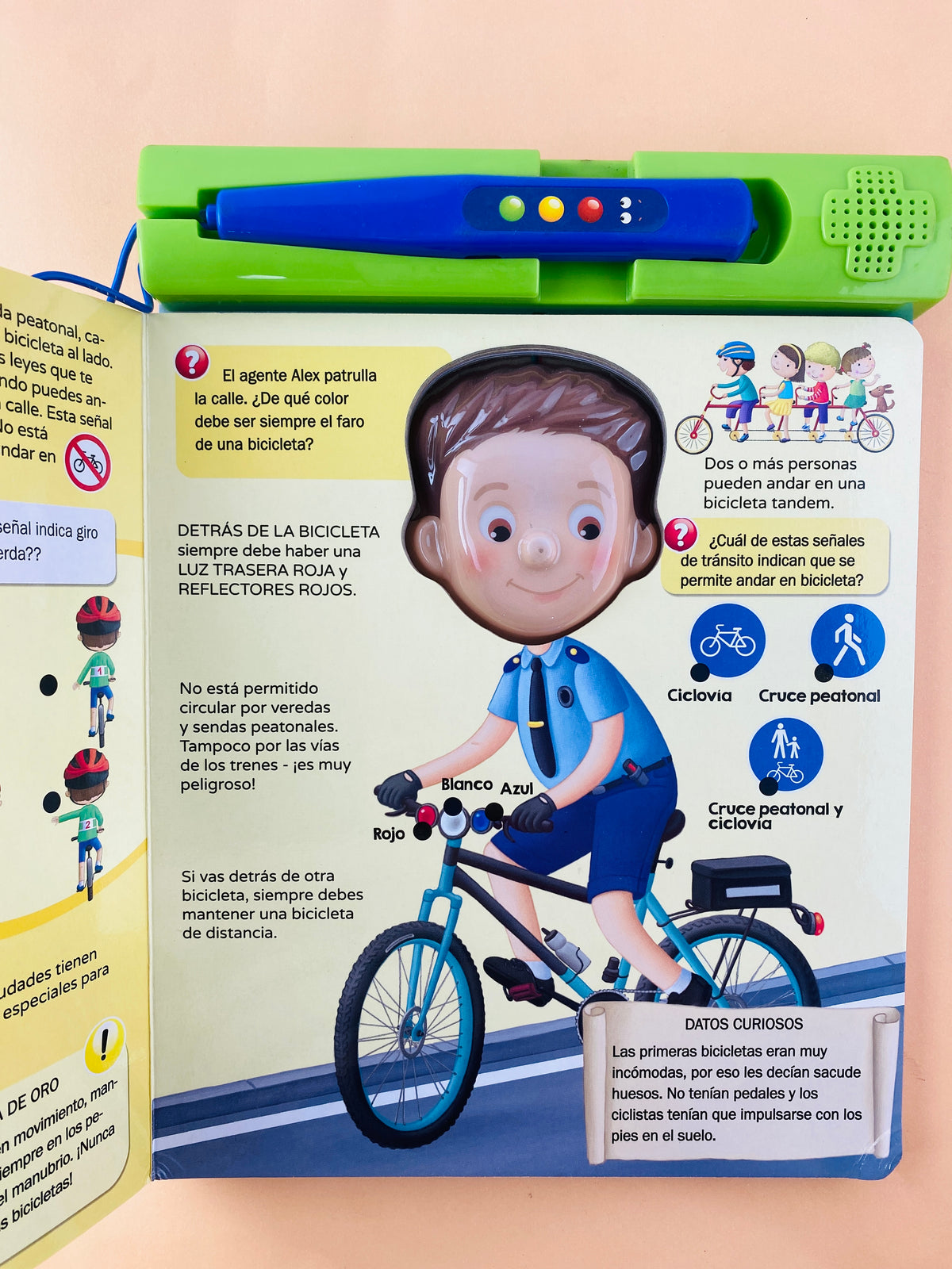 Pequeño agente by varios Autores