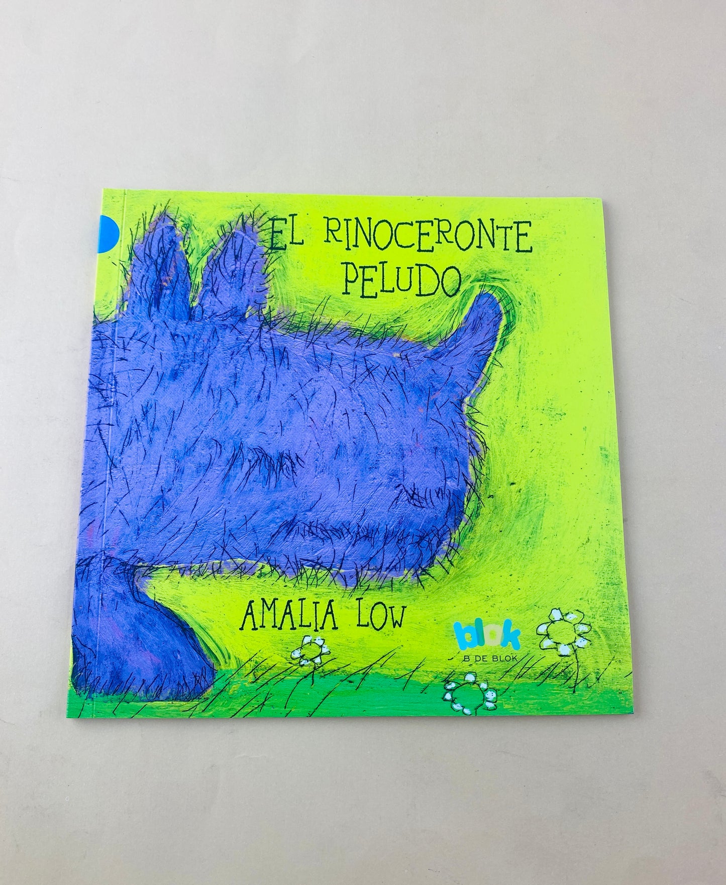 El rinoceronte peludo by Amalia Low