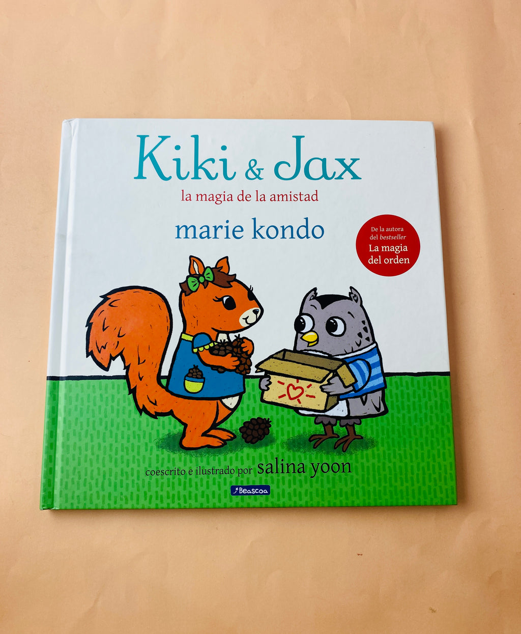Kiki y jax la magia de la amistad by Marie Kondo