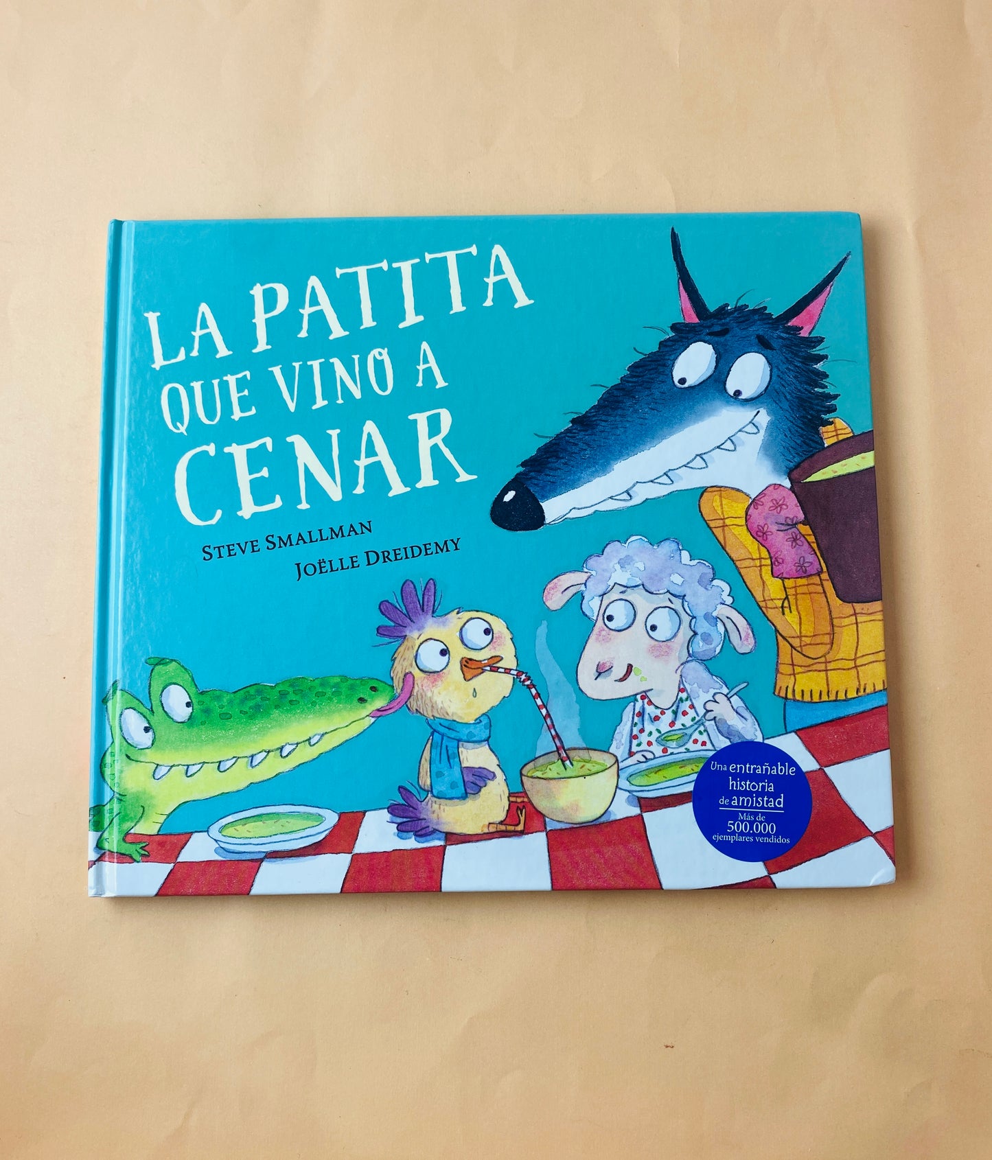La patita que vino a cenar
