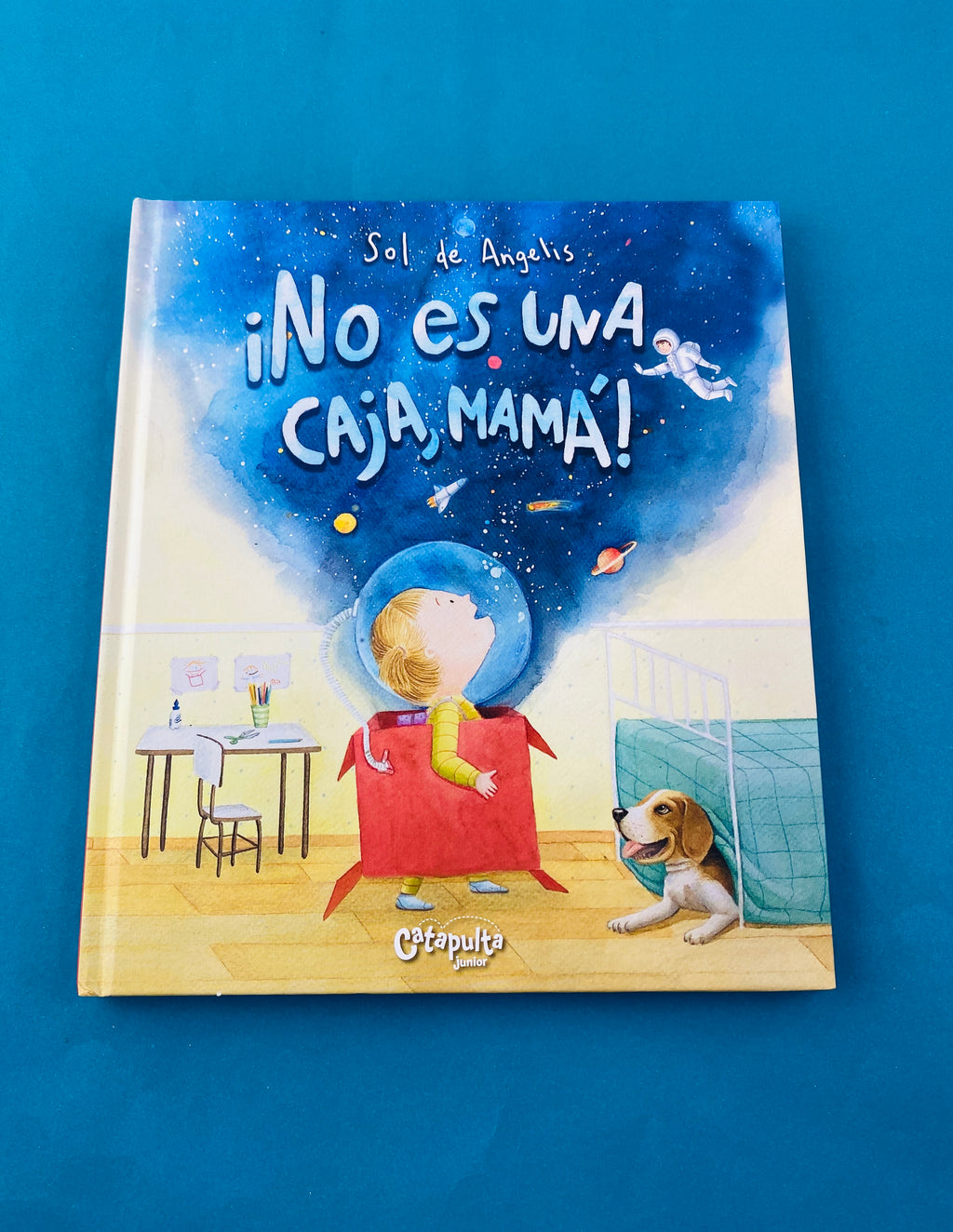 ¡No es una caja, mamá! by Sol de Angelis