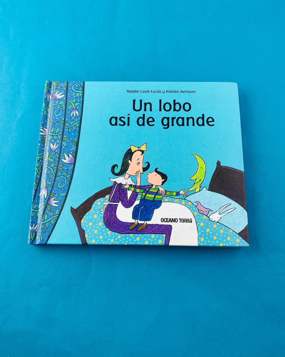 Un lobo así de grande by Natalie Louis-Lucas