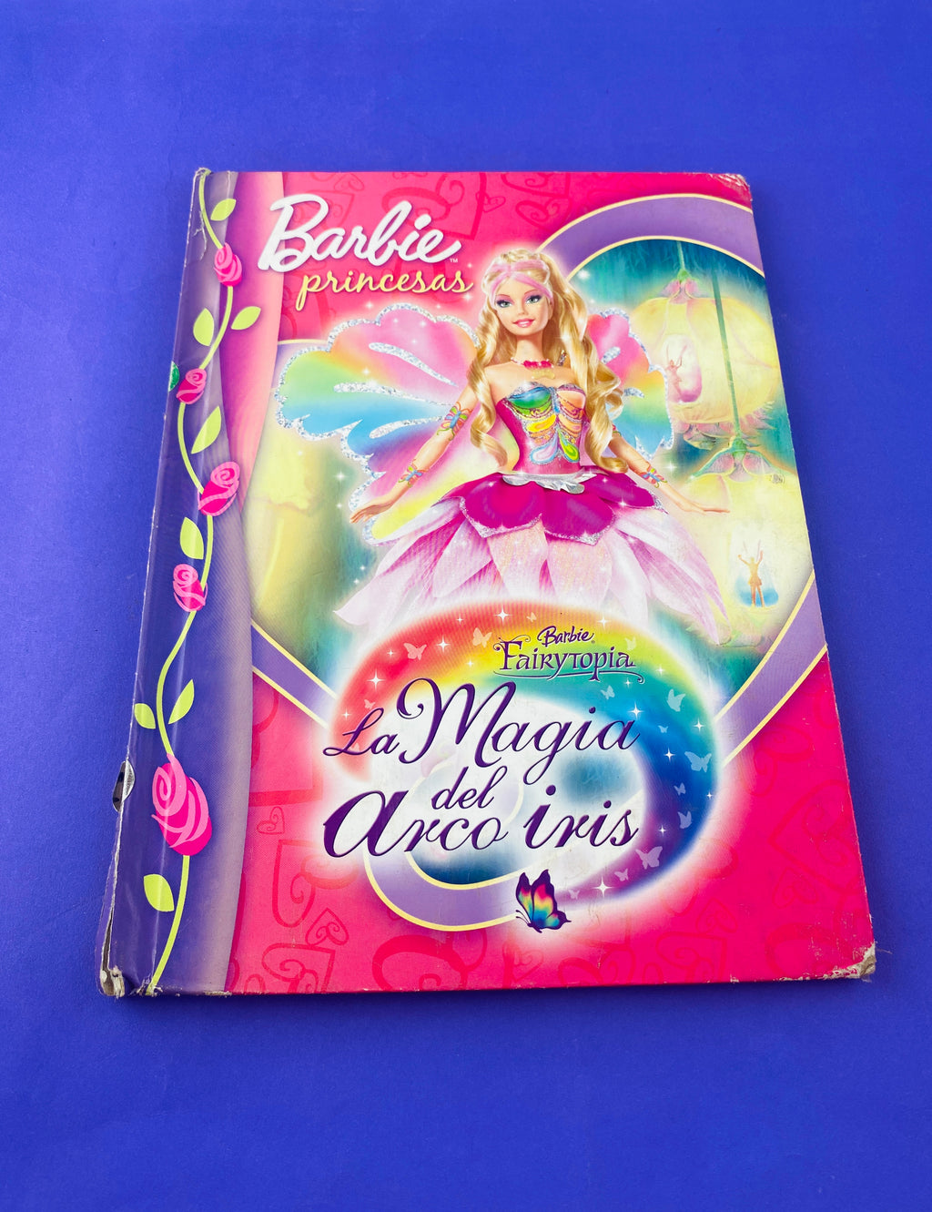 Barbie en la magia del arco iris by Elise Allen