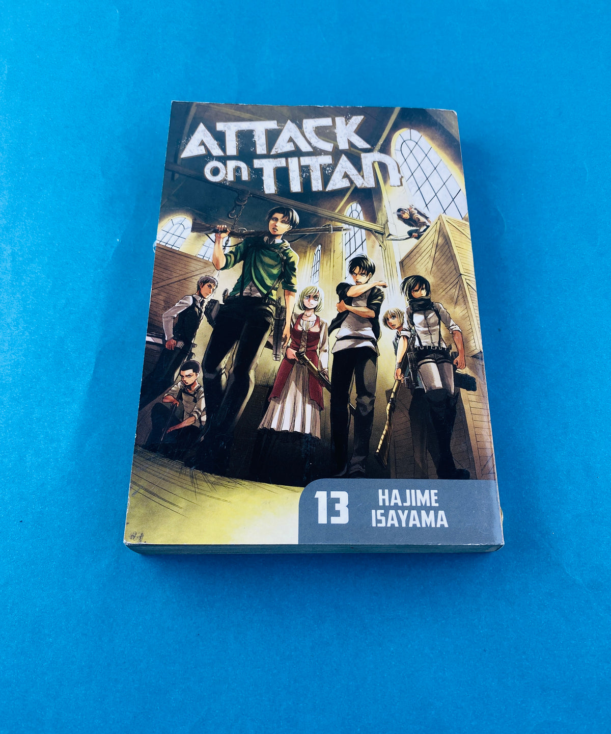 Attack on titan N.13 by Hajime Isayama
