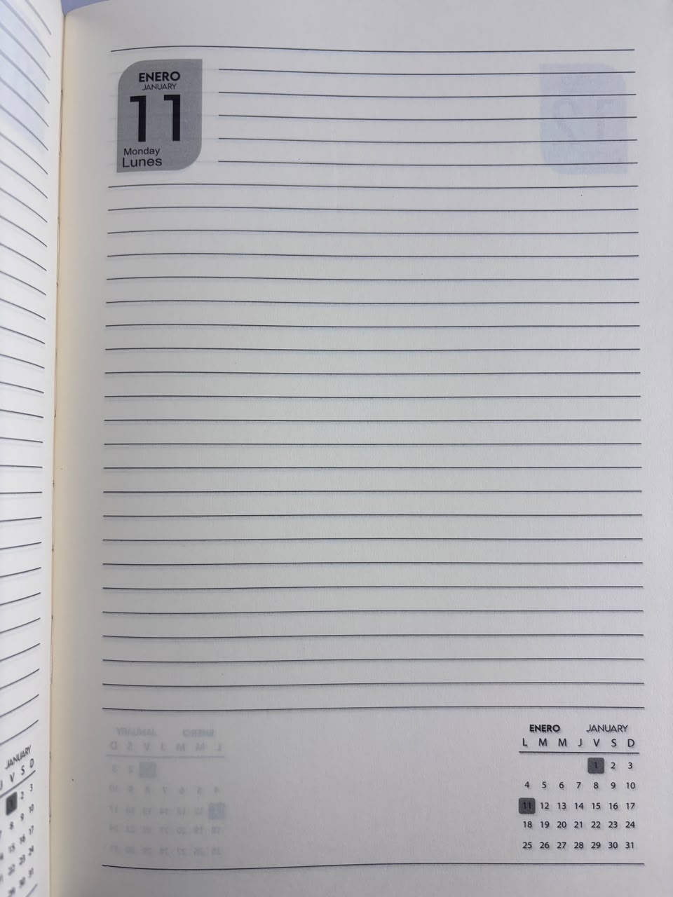 Agenda ejecutiva grande 2027 gris borde dorado by varios