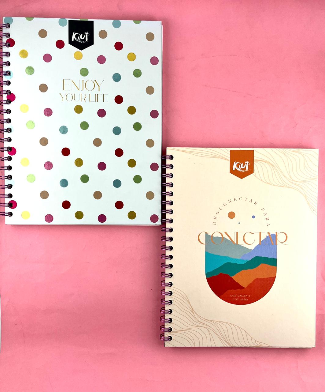 Cuaderno argollado grande 105 cuadriculado pasta dura Mujer Series by Kiut/Incolor