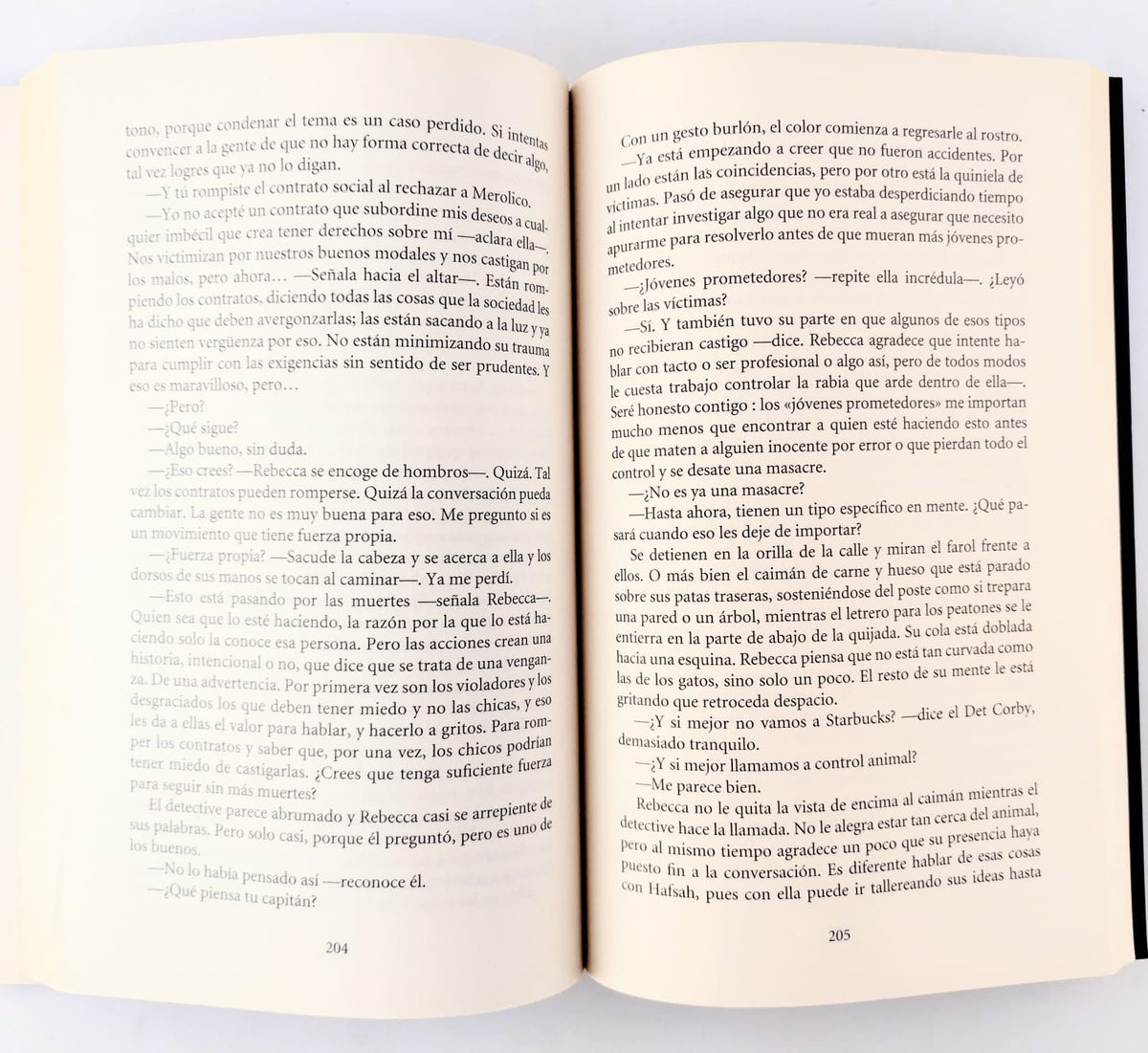 Peligro Profundo by Dot Hutchison
