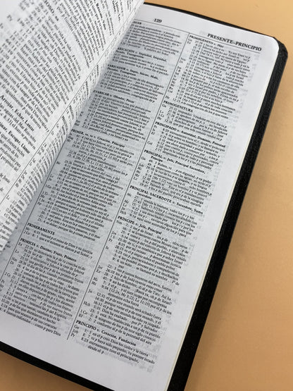 Biblia vida plena cubierta piel negra