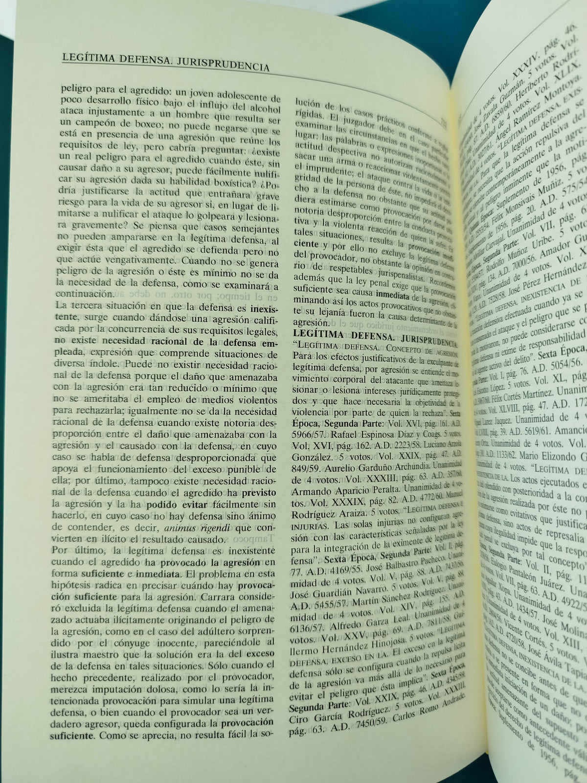 Diccionario de derecho penal by Francisco Pavon Vasconcelos