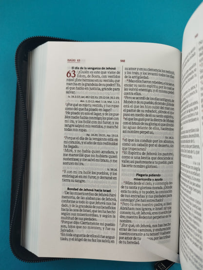 Biblia pequeña negra promoción