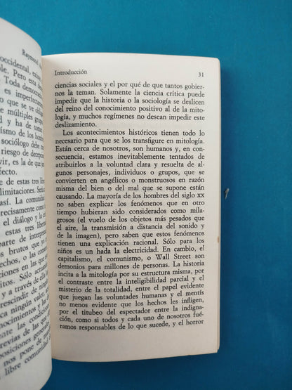 El Politico y El Cientifico