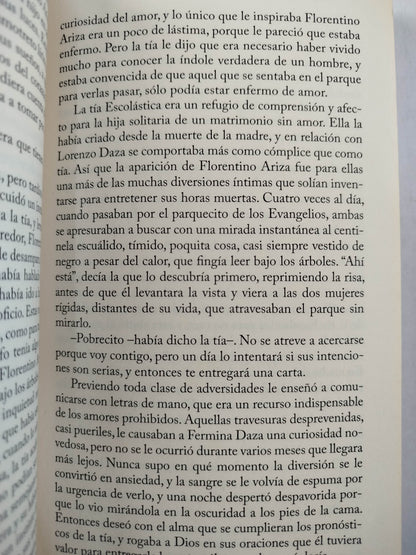 El amor en los tiempos del cólera by Gabriel Garcia Márquez