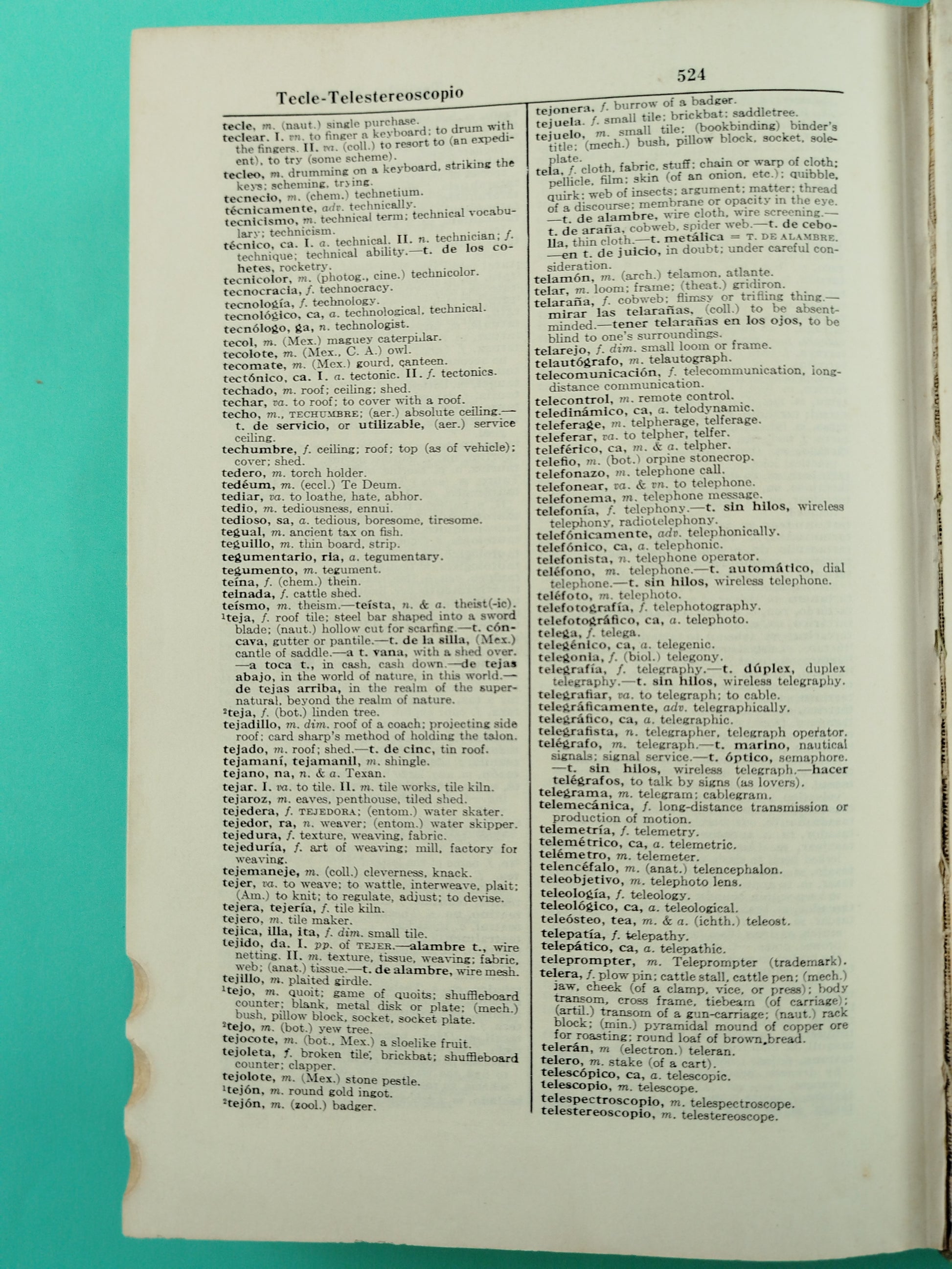 Appleton's New Cuyas English-Spanish and Spanish-English Dictionary by Acc
