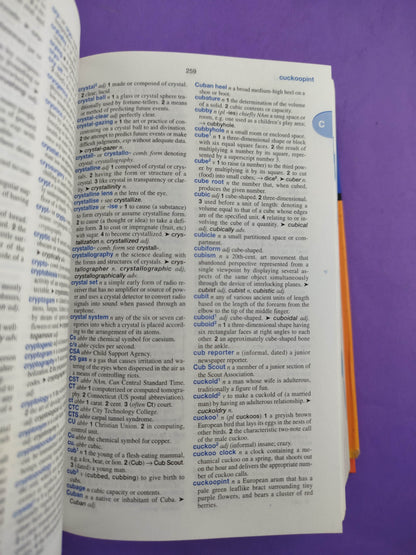 Oceano Compact English Dictionary by Merriam-Webster