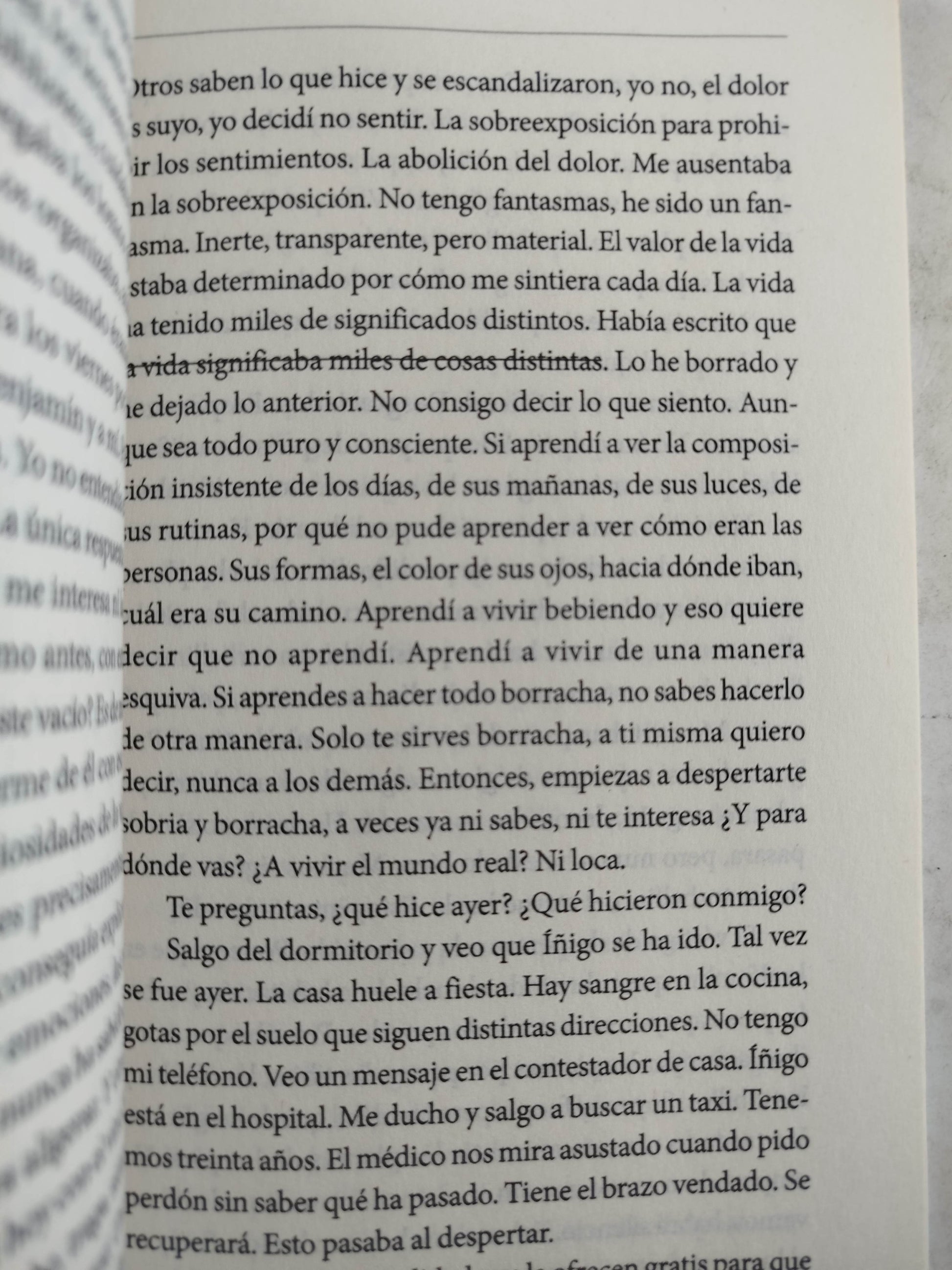 Las manos en los bolsillos by Jaime Arrancó Montoliu