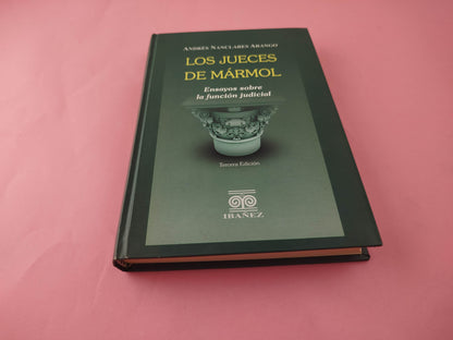 Los Jueces De Marmol