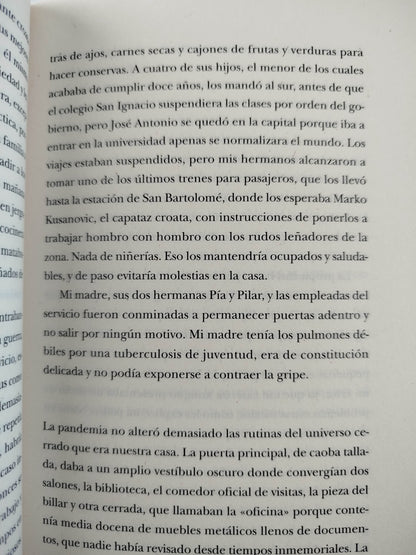 Violeta by Isabel Allende