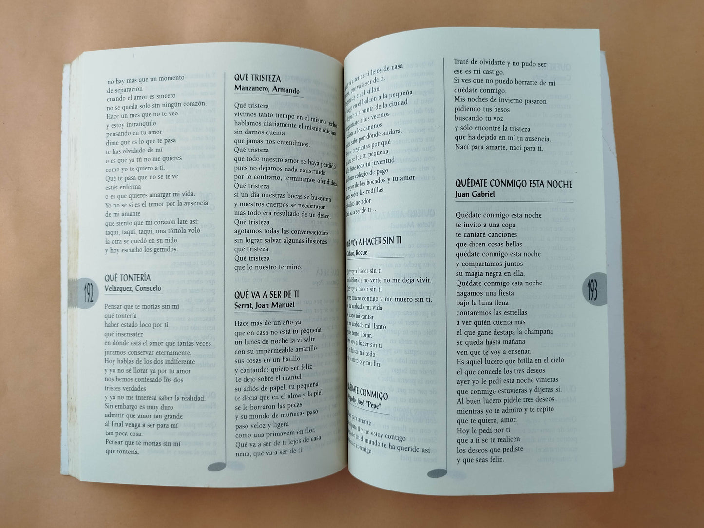 Cancionero íntimo Antología