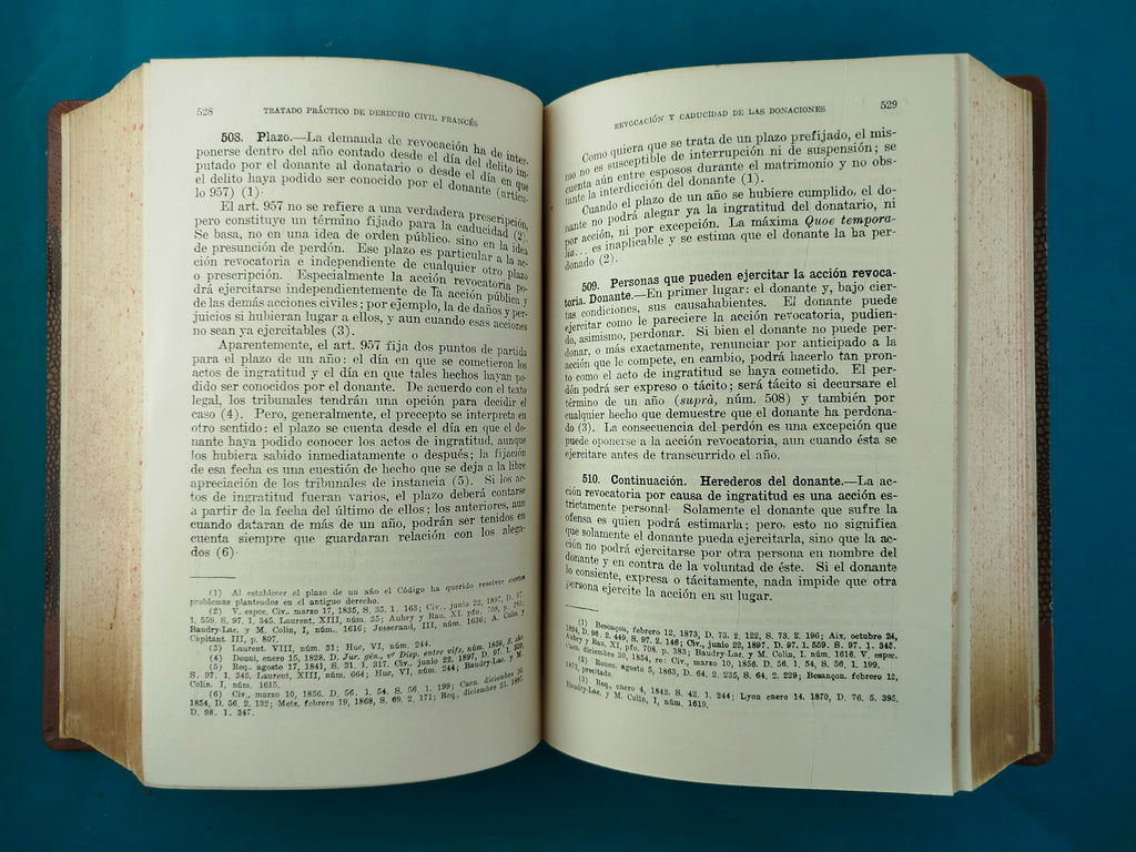 Tratado práctico de derecho civil francés 11 volúmenes, faltantes 7,8 y 4 by Mario Díaz Cruz y Eduardo Le Riverend Brusone