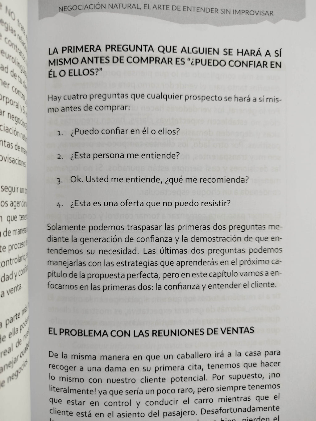 La venta disruptiva Cómo ser impredecible, llamar la atención y cerrar más ventas b2b by Chris Payne