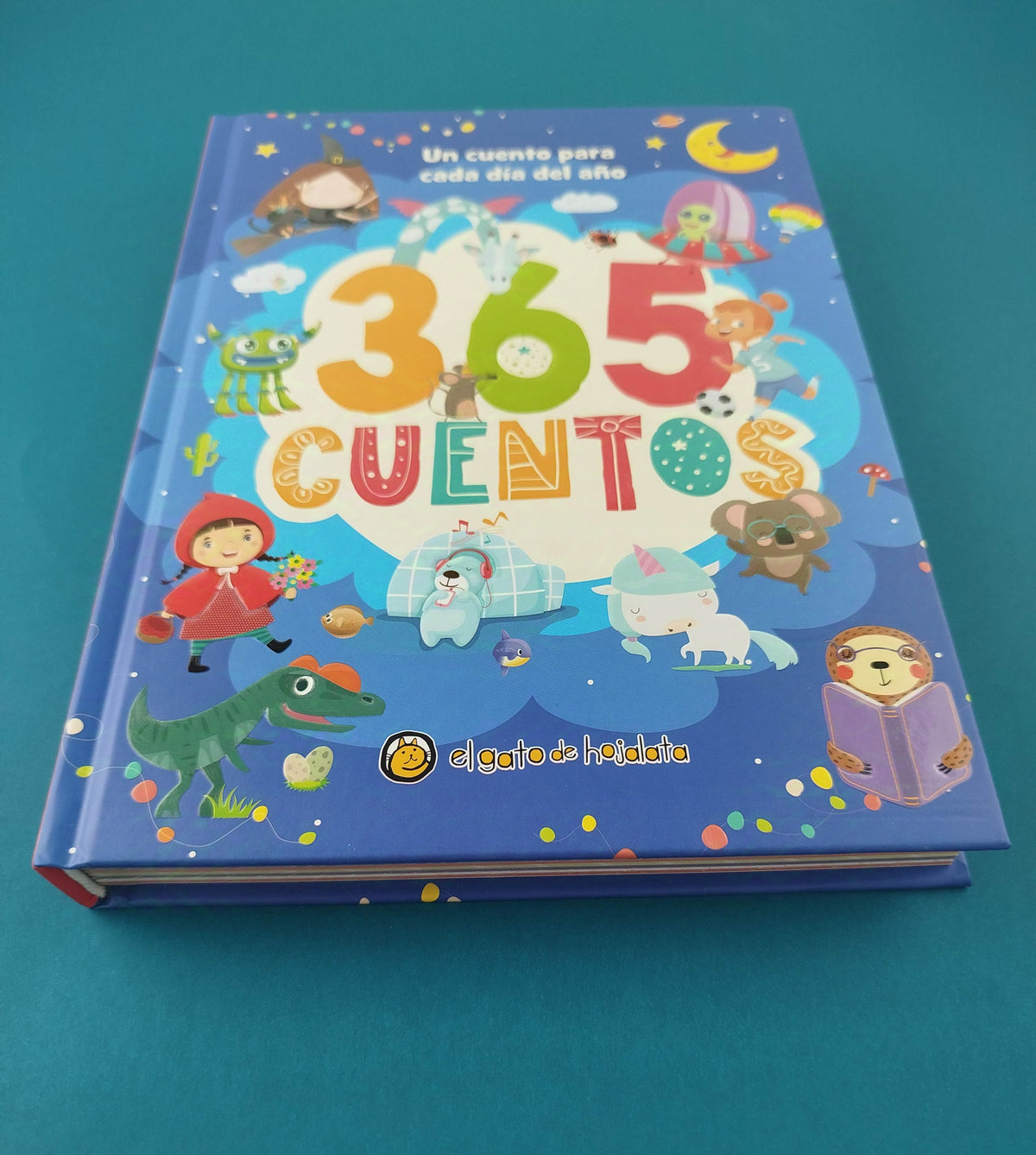 365 cuentos. Un cuento para cada día del año by El gato de hojalata