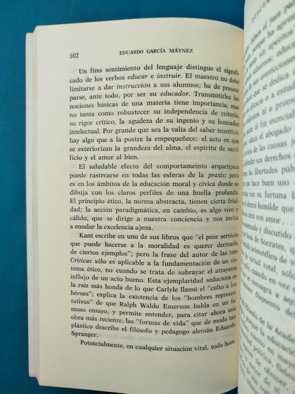 Semblanzas, discursos y últimos ensayos filosófico-jurídicos