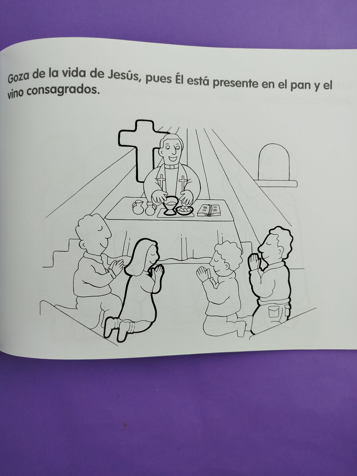 La misa es una fiesta by Amparo Mahecha Parra