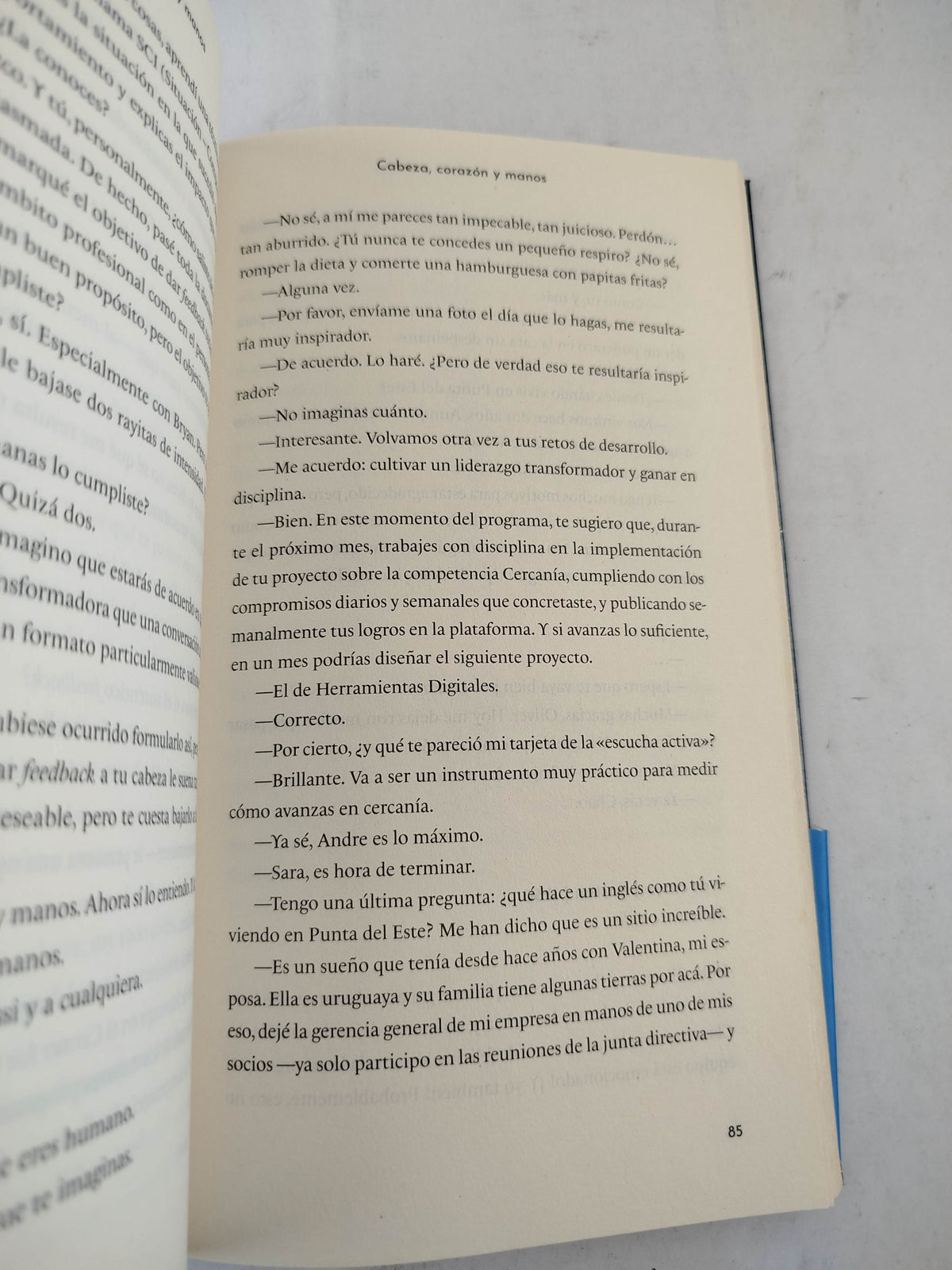 Cabeza, corazón y manos by Álvaro Gonzáles Alorda