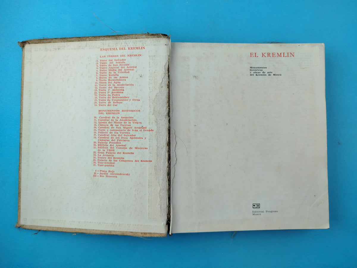 El Kremlin by varios Autores