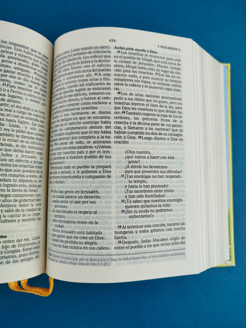 Biblia TLA Amigos de Jesús con deuterocanónicos by Varios