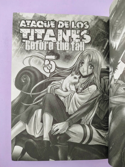 Ataque de los titanes before the fall N.5