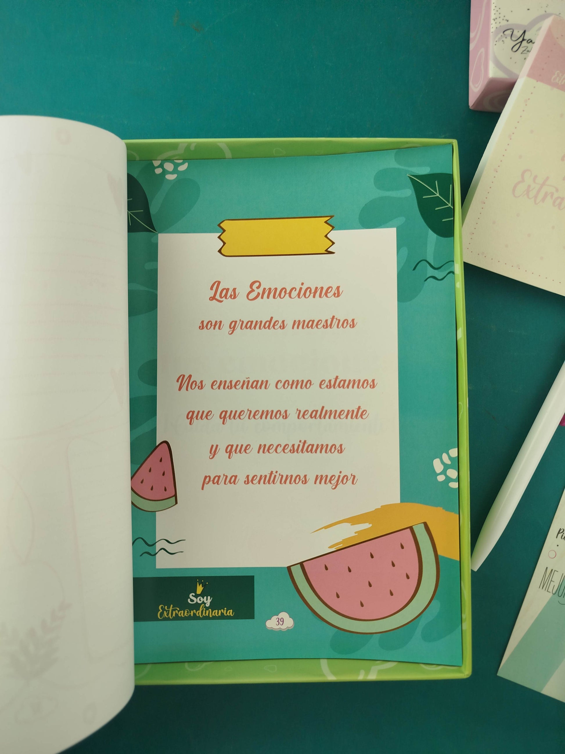 Soy Extraordinaria la magia está en ser tu misma by Yasmin Zuluaga Aristizabal