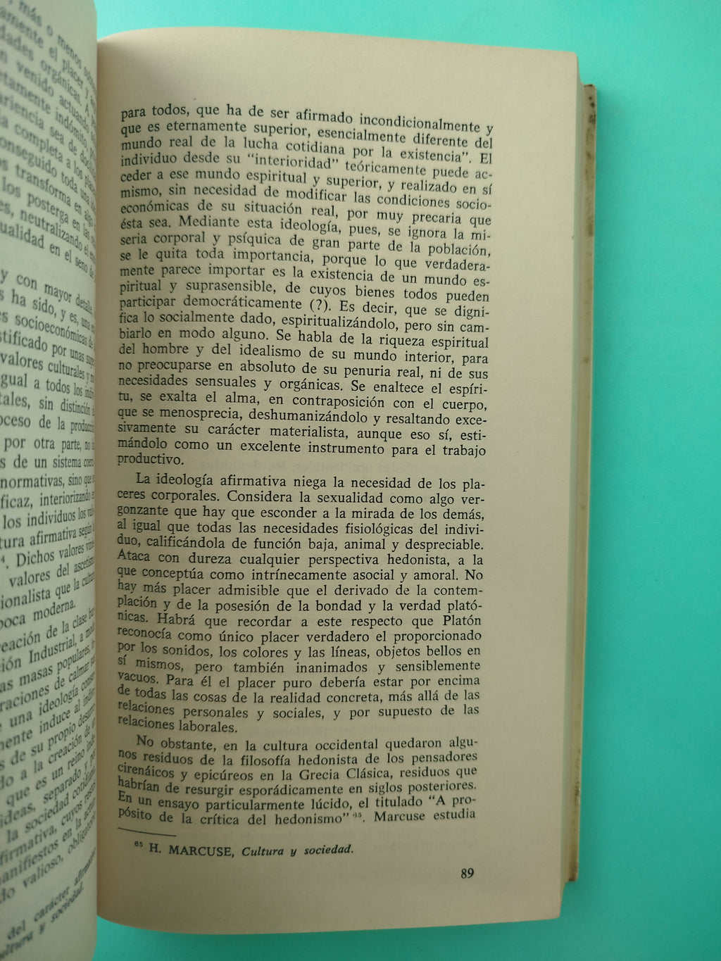Represión sexual, dominación social by Enrique González Duro
