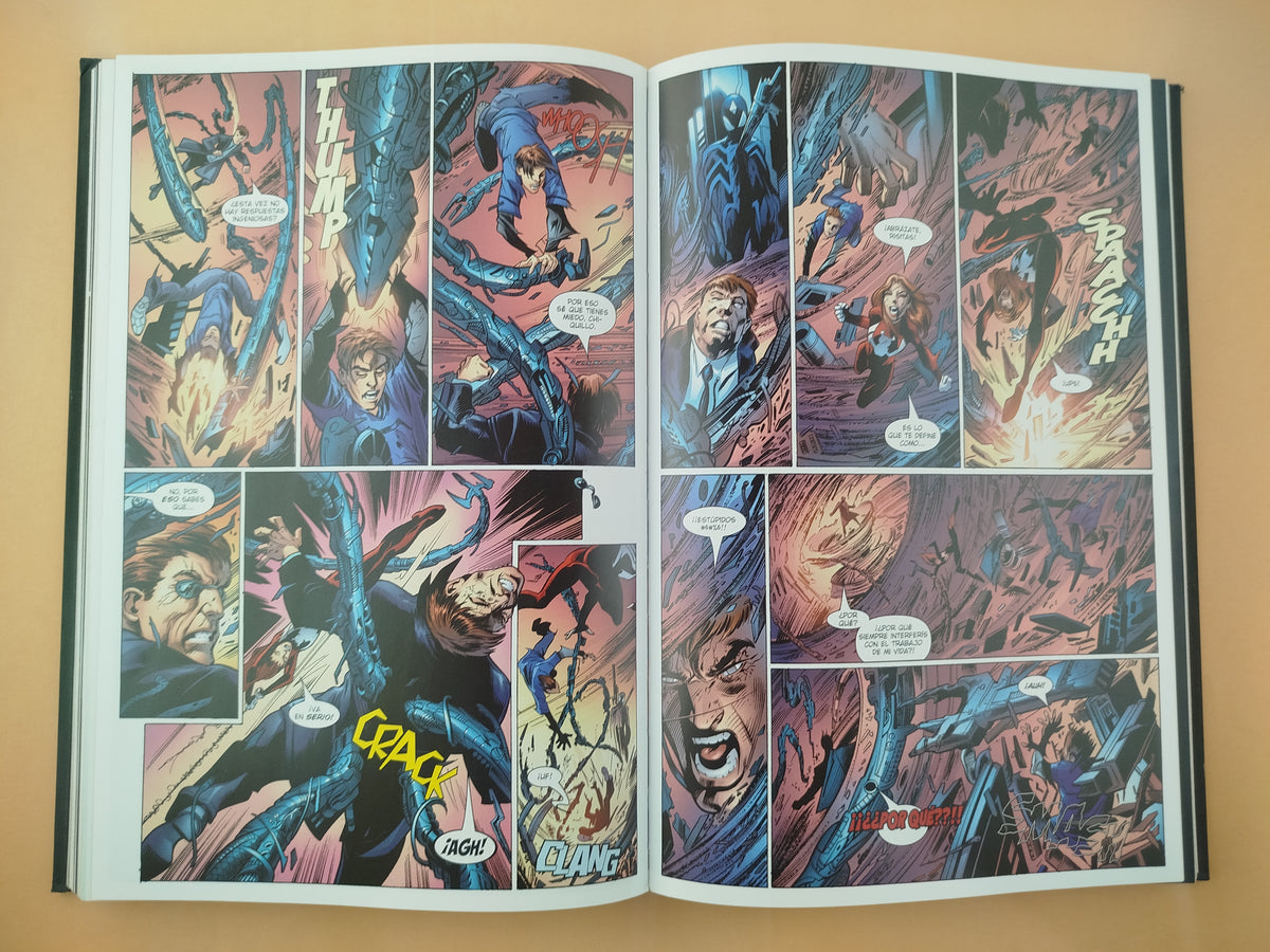 Ultimate Spiderman 10 La Saga del Clon by Brian Michael Bendis