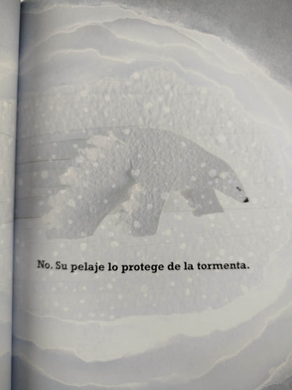 Un Oso Polar En La Nieve by Mac Barnett