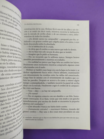 Antología del relato policial by J. Santamaría y P. Alonso
