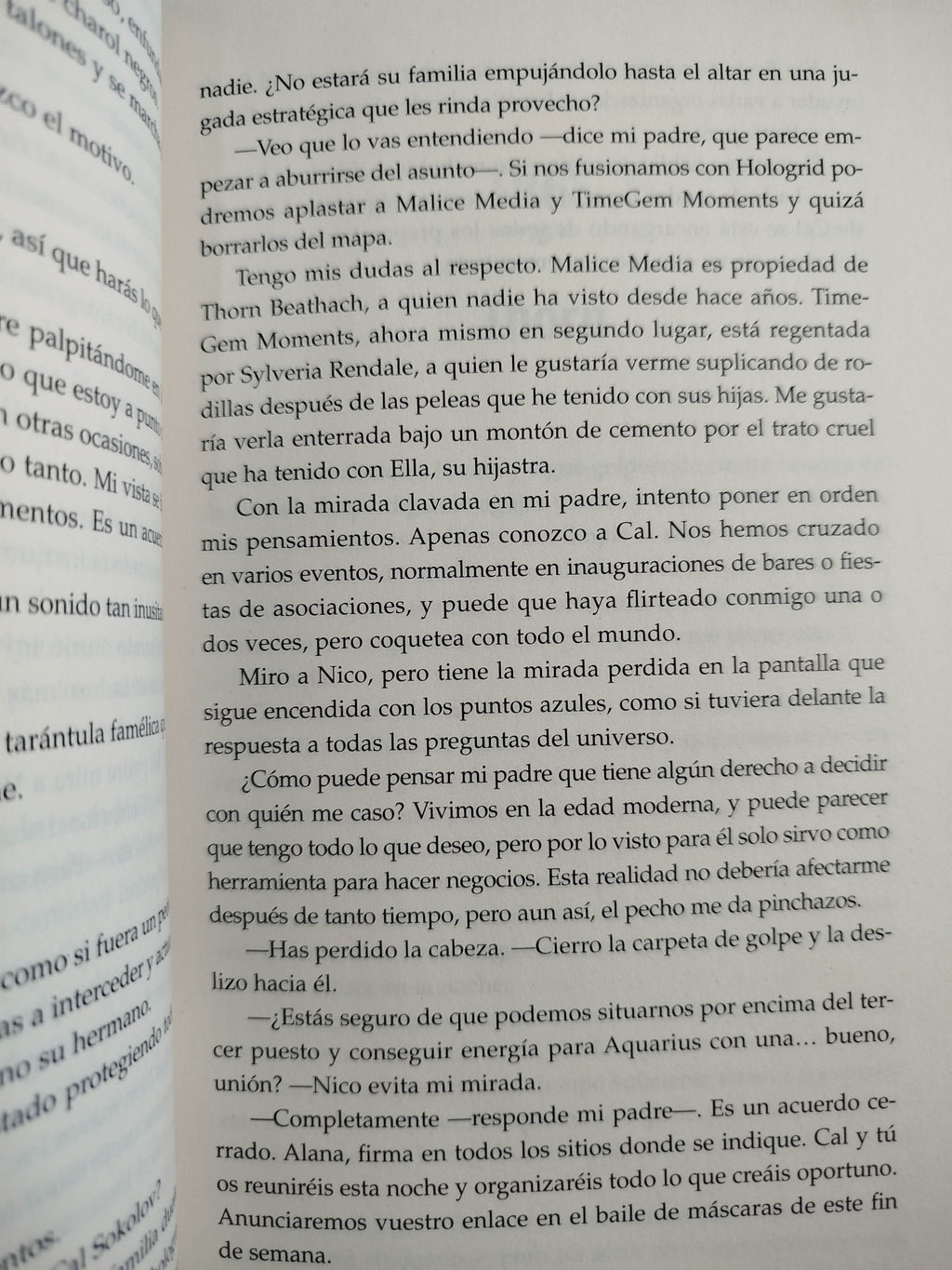 Una rosa maldita by Rebecca Zanetti
