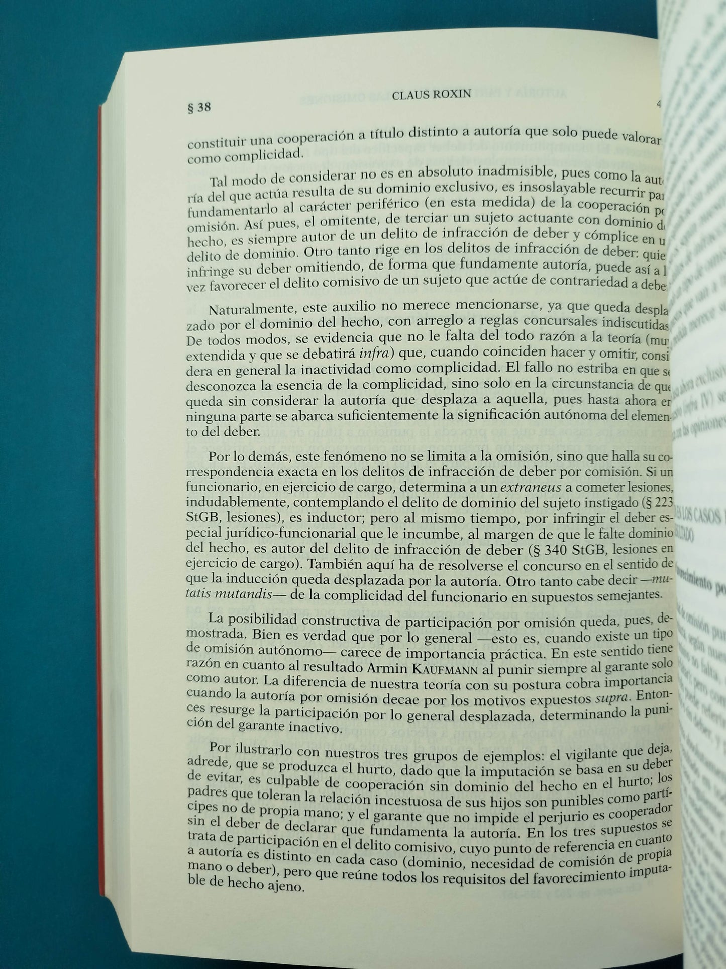 Autoría y Dominio del Hecho en Derecho Penal
