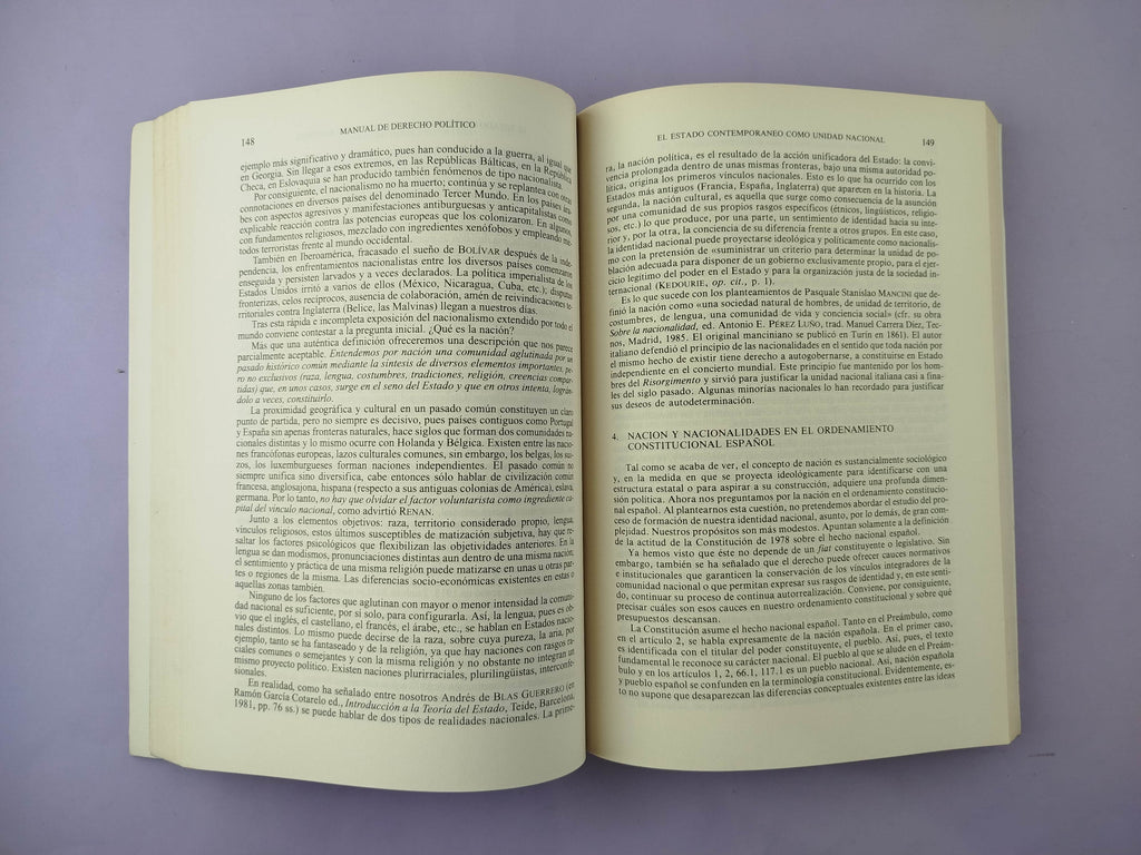 Manual de Derecho Político by Pablo Lucas Verdú- Pablo Lucas Murillo de la Cueva