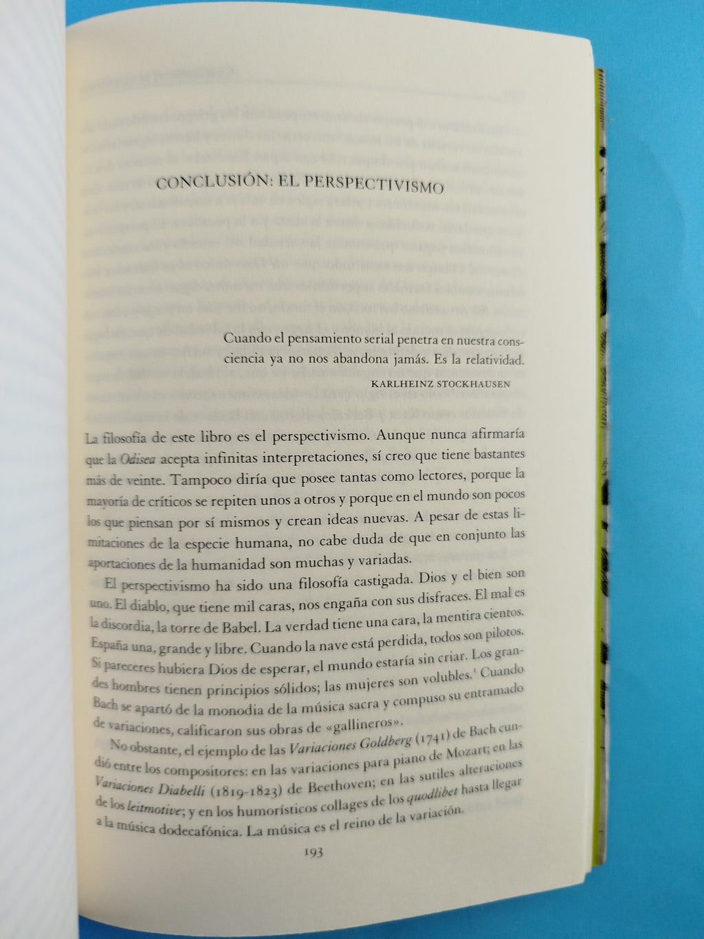 Las Criptas de las Crítica by Núria Perpinyá