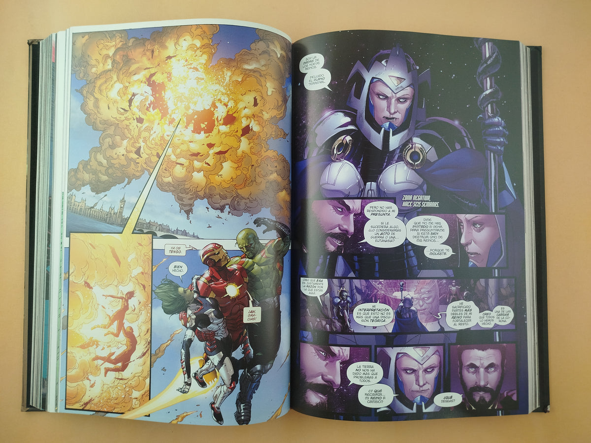 Guardianes de la galaxia vengadores cósmicos by Brian Michael Bendis Mark Bagley Sara Pichelli Steve Mcnven