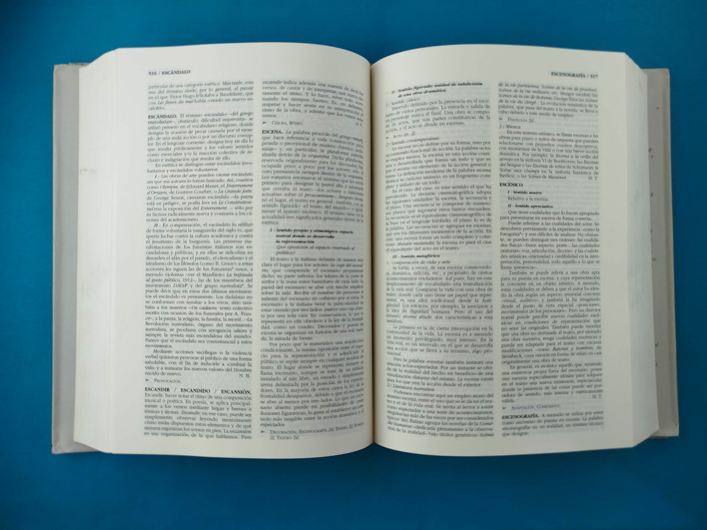 Diccionario Akal de Estética