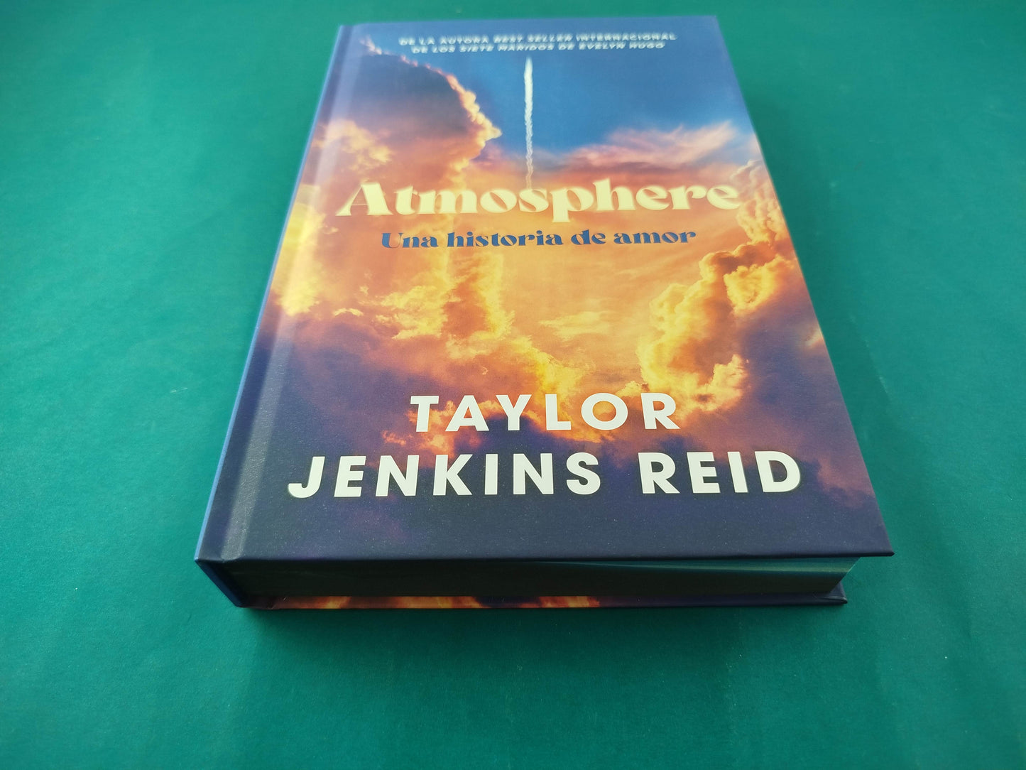 Atmosphere Una historia de amor