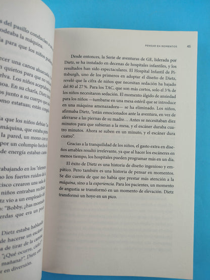 Momentos Mágicos by Chip Heath y Dan Heath